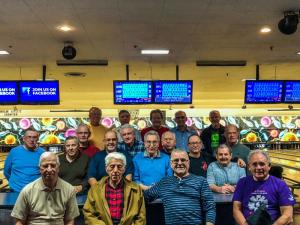 Men's Club Bowling Outing